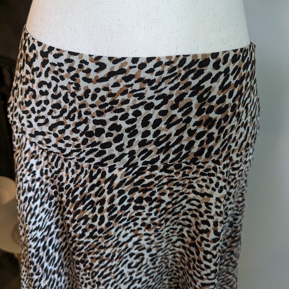 White House Black Market Womens 8 Leopard Skirt A-line Layered Hem Side Zip 163B - Picture 2 of 10
